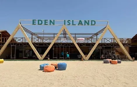 eden island and White Island